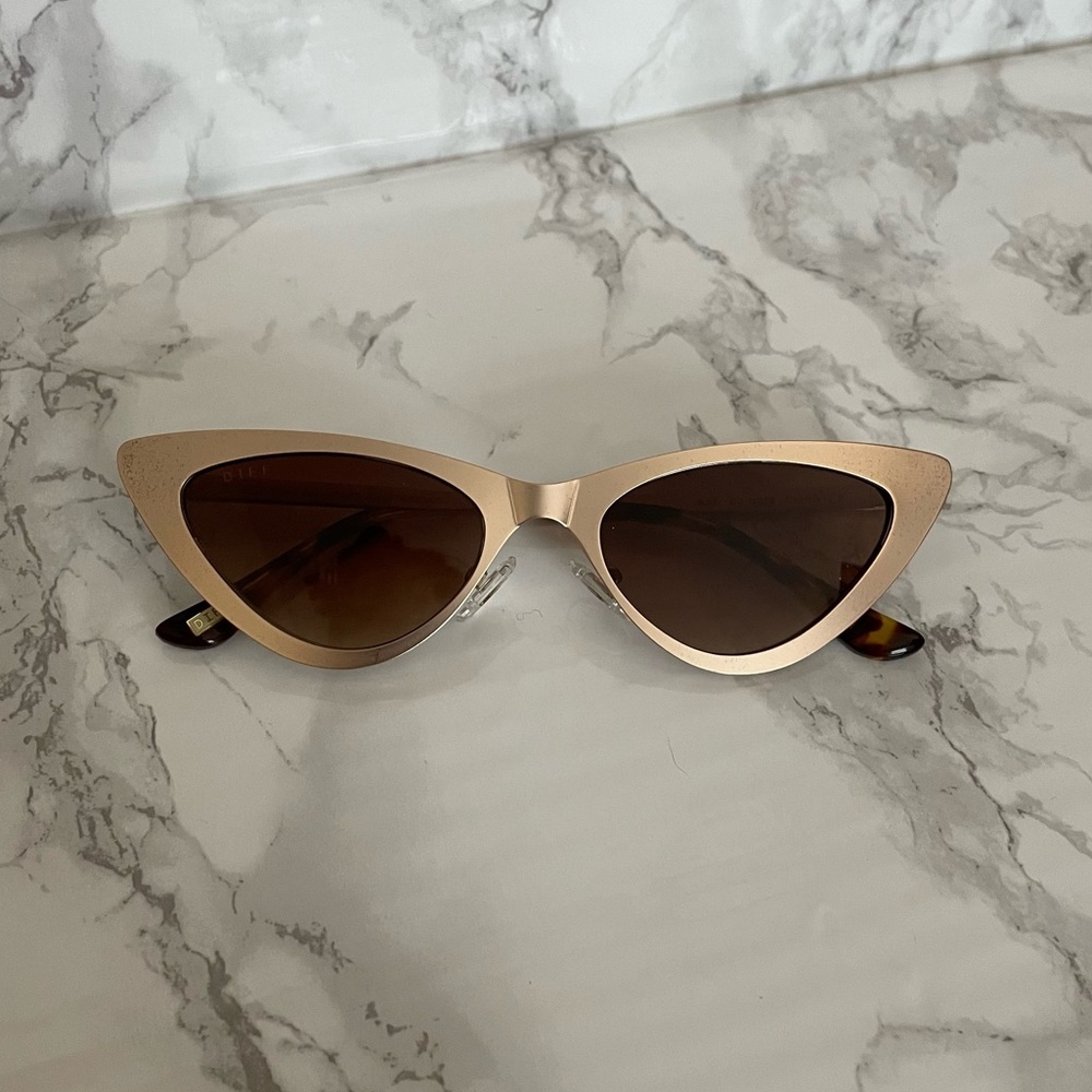 NWT Diff “Rae” Cat eye sunglasses - Picture 5 of 7